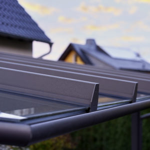 terrassendach-serie-veranda-unterglasmarkise-zipmarkise-spotlights-26